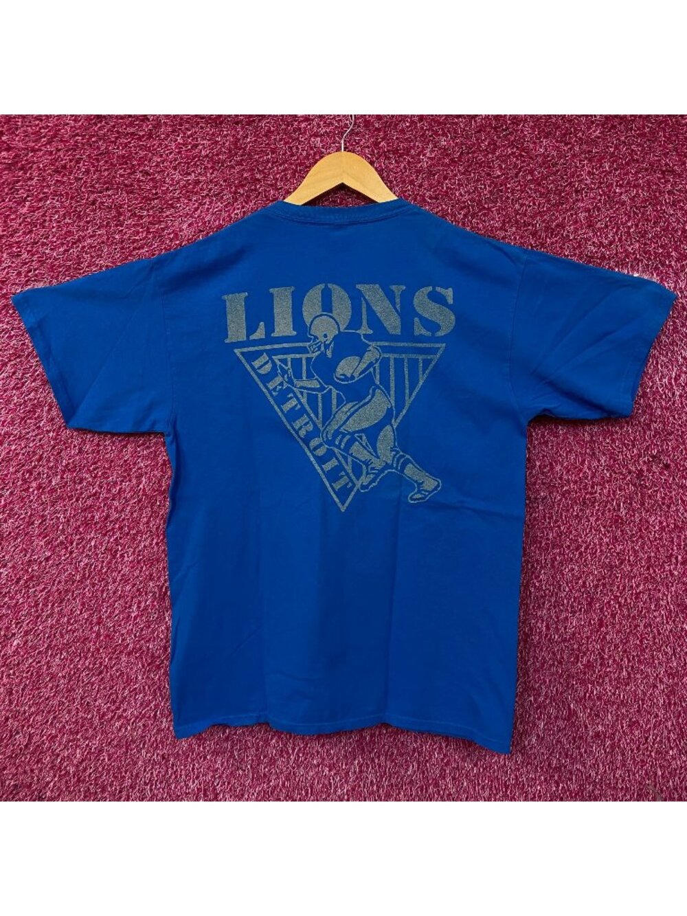 Detroit Lions Monochrome Running Back Tshirt size Medium